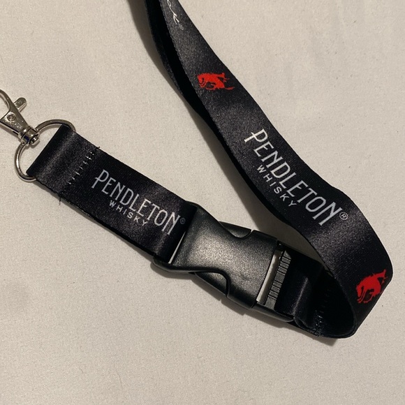 Pendleton Whisky Swag - Picture 5 of 5